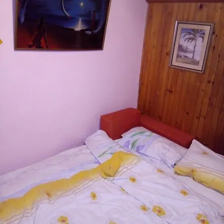Holiday home Vikend Kuca Ana Marija *