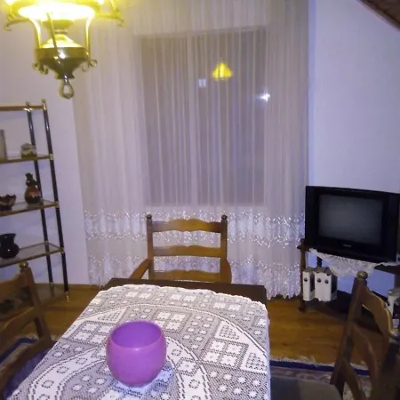 Holiday home Vikend Kuca Ana Marija Pale